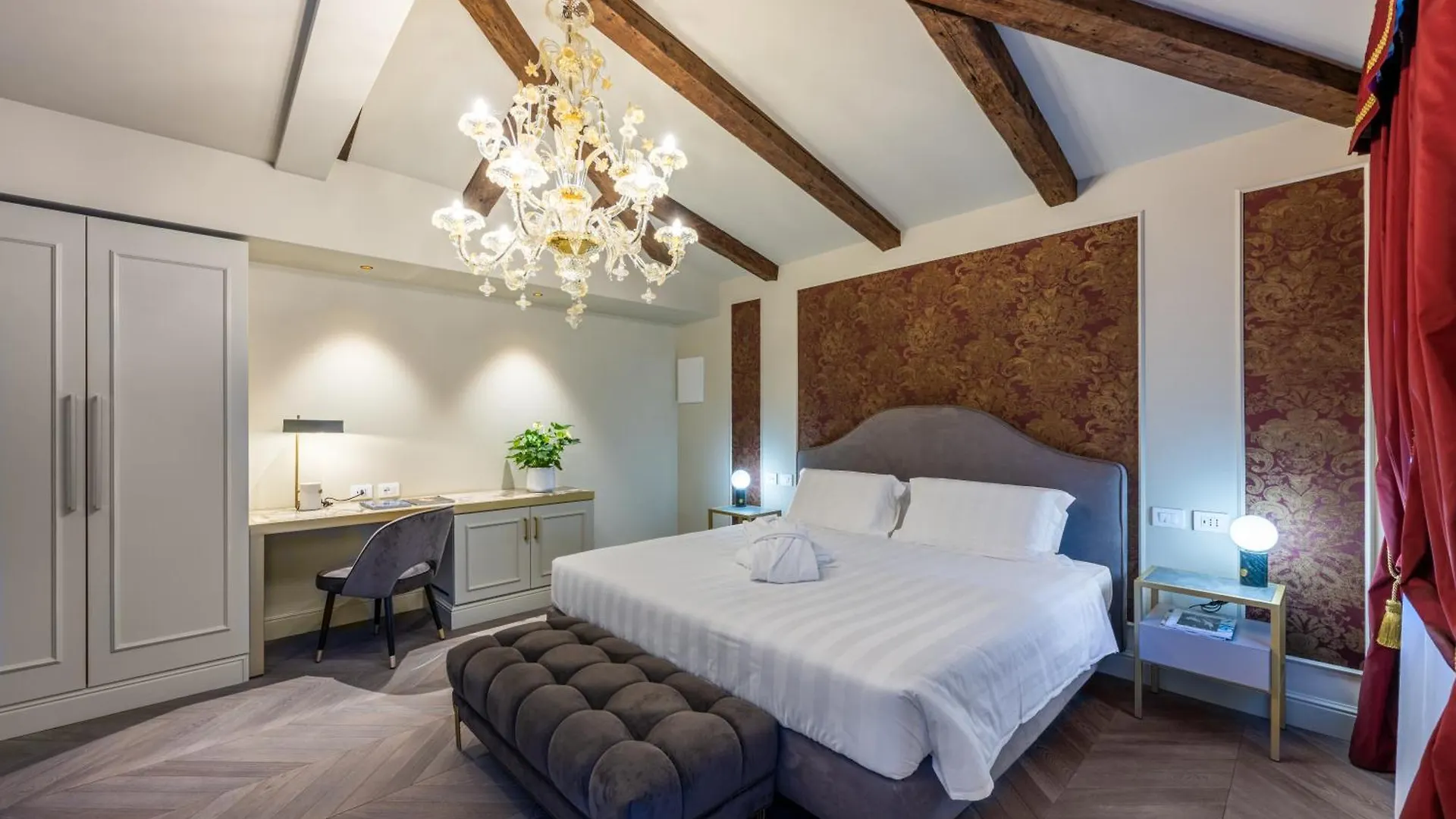 Hotel Palazzina Sardi Venice 4*,