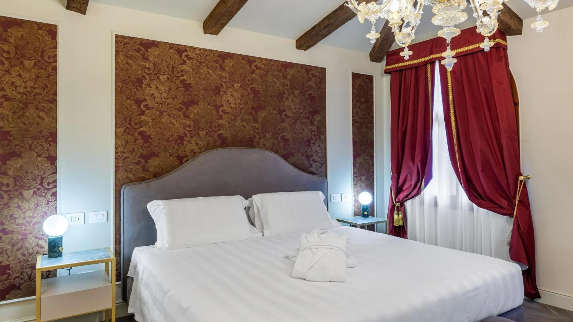 Hotel Palazzina Sardi Venice 4*,